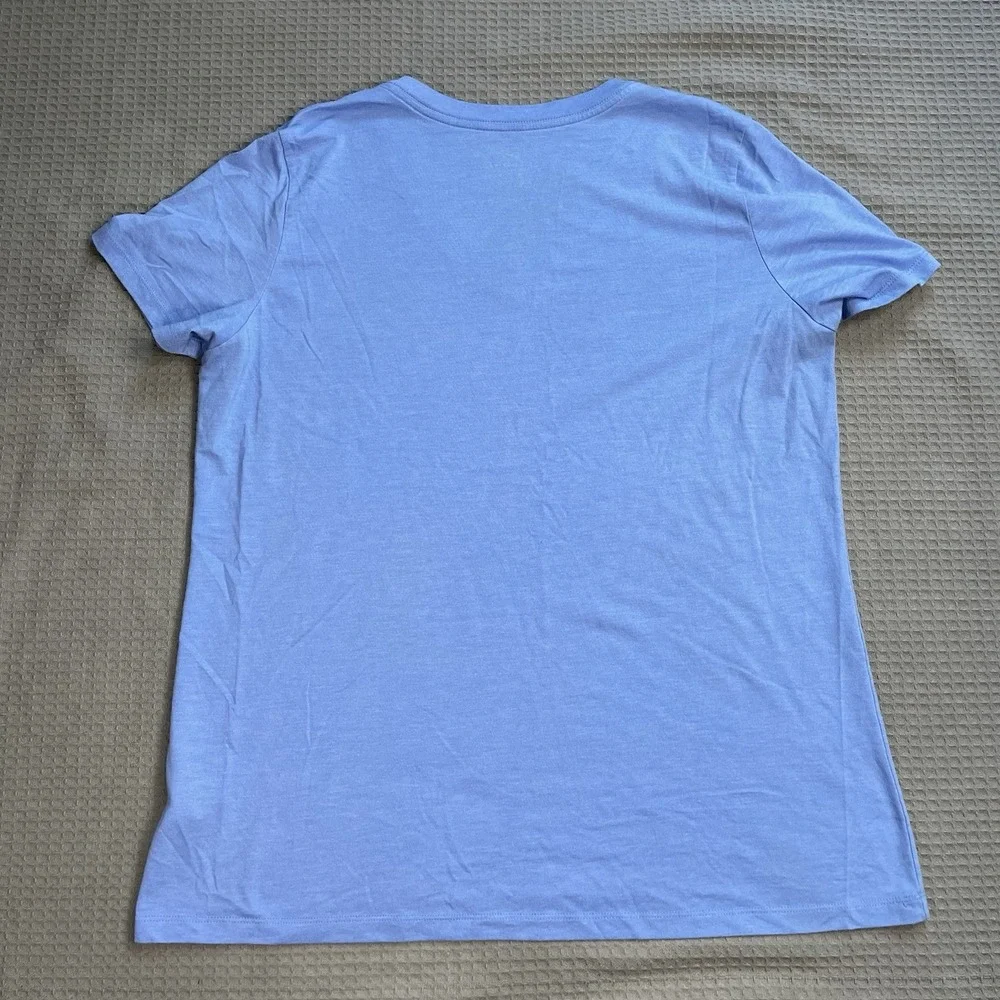 Nike womens tee